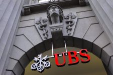 UBS ќе плати 300 милиони долари за решавање на случаите со хипотекарни хартии од вредност во САД