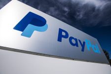 Stripe и Advent понудија повеќе од 53 милијарди долари за преземање на PayPal