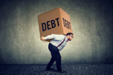 Буџет 2026: Повеќе пари за пензии и плати и ново задолжување од две милијарди евра