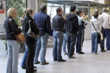 Невработеноста во Германија повторно над три милиони лица