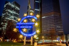 ЕЦБ размислува за зголемување на каматните стапки уште во април поради војната на Блискиот Исток