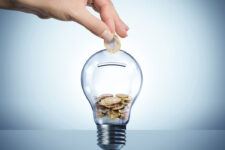 Мерки за заштеда на струјата до 15 отсто во домаќинствата, стопанството и институциите