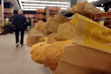 Сојузот на Стопански комори апелира до пекарите: Не ја зголемувајте цената на лебот без причина