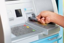 Пензионерите ќе им плаќаат до 100 евра годишно за провизии на банките, едно семејство и над 250 евра