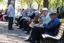 Секој трет пензионер живее со пензија од 18 до 22 илјади денари!?