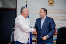 Септемвриските плати во основното и средното образование повисоки за 15 %