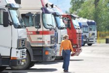 Мало зголемување на извозот, но трговскиот дефицит и понатаму расте