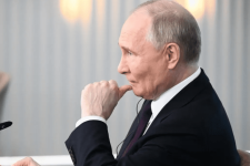 Четири членки на ЕУ бараат замрзнатите руски милијарди да одат за одбрана на Украина