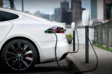 Европа размислува за минимални цени за кинеските возила