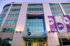 НЛБ купува 25,66% од Дежелна банка Словенија