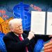 Со вишокот од царините Трамп ќе ги чaсти Американците