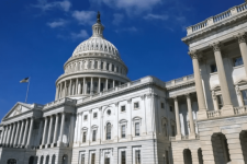 Подготовки за војна: Пентагон сака автомобилски компании да почнат да произведуваат оружје