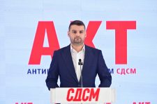 Нова „бомба“ на СДСМ: Дали власта на Мицкоски внесува сомнителен капитал во Македонија преку „банкарот на Вучиќ“