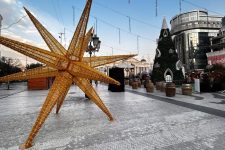 Новогодишно украсување: Доцна распишани тендери за познат играч