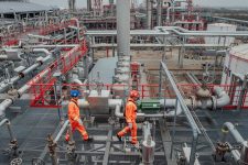 Вучиќ навести кој може да биде нов сопственик на Нафтената индустрија на Србија