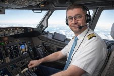 Нов авион за Мицкоски ама нема пари за минималец: што е приоритет на Владата?