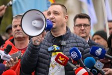 ССМ: Излези на протест – Македонија за поголеми плати!