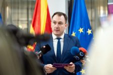 Андоновски: До 2027 година Македонија целосно ќе се поврзе со Европскиот дигитален паричник