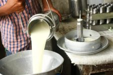 Сточарите се соочуваат со уцени, закани и притисоци