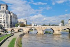 Град Скопје ја зголеми фирмарината за компаниите за 100% (од 4.000 денари на 8.000 денари)!