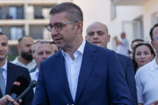 Мицкоски: Државниот и јавниот долг се намалуваат, индустриското производство порасна за 6,5%