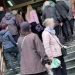 Загриженост меѓу Битолчани: Редици пред Алта Банка во Битола по информациите од Србија