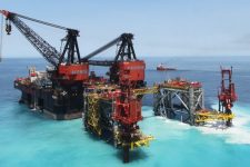 Плата и до 100.000 евра годишно: Се бараат работници за нафтени платформи, еве кои професии се најплатени и како да аплицирате